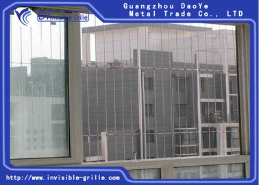 Gril de fenêtre en acier résistant de la rouille solides solubles de sécurité utilisé pour des filets de preuve d'enfant