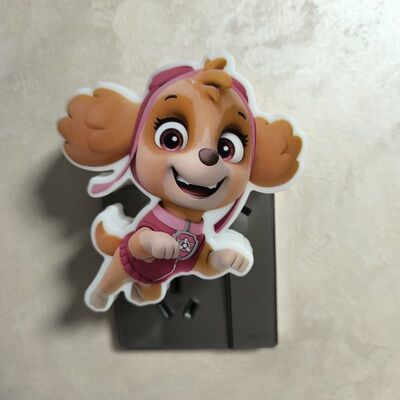 Veilleuse à brancher, source d'alimentation, ampoule LED, offrant un éclairage doux pour les chambres à coucher