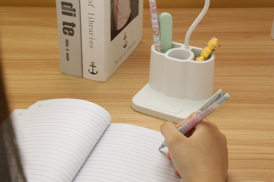 Éclairage de bureau réglable Smart LED Designed Desk Lamp
