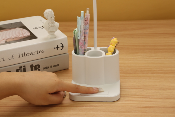 Éclairage de bureau réglable Smart LED Designed Desk Lamp