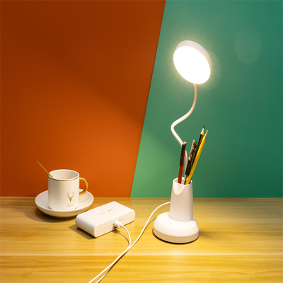 Lampe à LED pliable / Lampe de table à LED avec contrôle tactile Ville de Guangzhou Fabriqué 23kg Poids