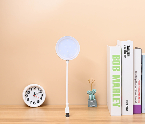 3500-6500K Lampes de table rechargeables à couleur LED pour soins oculaires avec réglage multi-angle