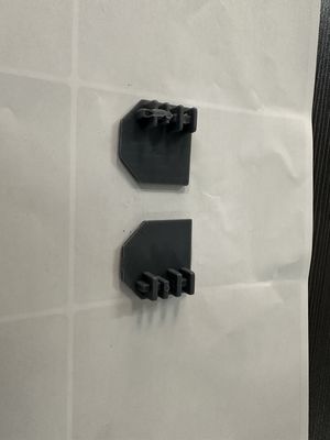 Convient pour le grillage intérieur et extérieur Accessoires de grille invisibles Modèle de bouchon de fin de piste en aluminium Type 20 mm Composants durables