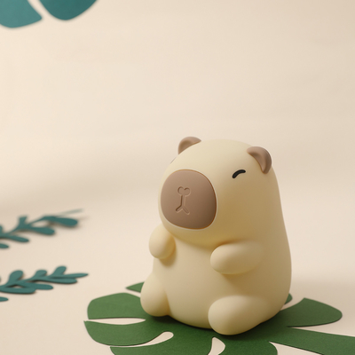 Nouvelle arrivée 7 couleurs de silicone Capybara lampe de nuit cadeaux d'anniversaire