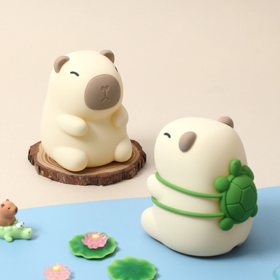Lumière de nuit capybara pour chambre d'enfant