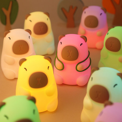 Lumière de nuit capybara pour chambre d'enfant