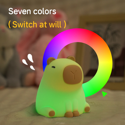 Lumière de nuit de capybara à charge USB Lumière de nuit de silicone Chambre de couchage pour enfants Lampe de table de chevet