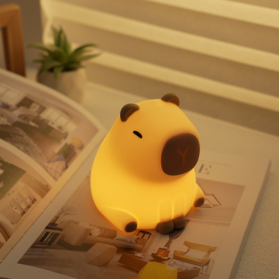Créatif Capybara LED Lumière de nuit Cute lampe de table de silicone pour chambre d'enfant Smart Home cadeau