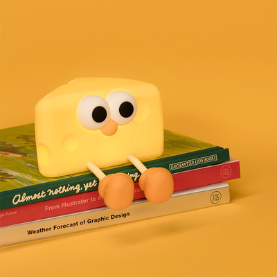Fabrique en gros de fromage doux silicone lampe de bébé de chambre à coucher Sensitive contrôle de robinet 7 couleurs uniques lumière de nuit pour les enfants