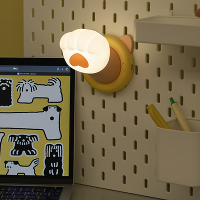 Lumière de nuit à patte de chat avec source d'alimentation à batterie et conception multifonctionnelle