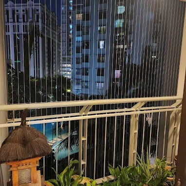 Balcon Grille invisible Maillage transparent Sécurité Durabilité Bâtiments modernes
