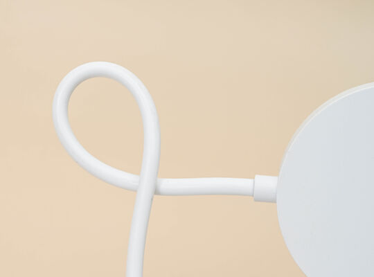 Lumière de table à LED moderne pour enfants en gros Collier Clip-On Touch Control USB Rechargeable Lumière de nuit blanche pour l'étude des étudiants