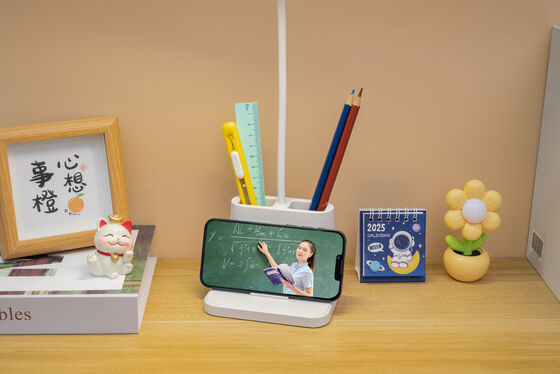 Lampade de bureau pour la maison cadeau spécial lampe de table LED nordique usb lampe de bureau d'étude pour dortoir