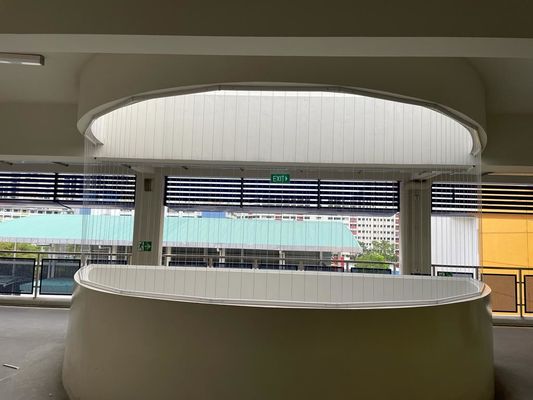 Grille de sécurité de balcon invisible personnalisée en aluminium Taille 6m Résolution de sécurité de balcon pour les conceptions architecturales modernes