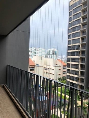 Grilles de fenêtre en acier inoxydable à découpe libre faciles à nettoyer pour l' intérieur / extérieur