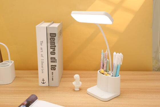 Lampe de table LED pour chambre d'étude, pièce unique, idéale pour l'éclairage de bureau et la lecture