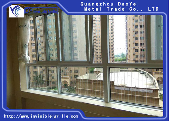 Le gril invisible moderne a ajouté des rôles incorporent les grils invisibles d'une fenêtre de système d'Anti-cambriolage